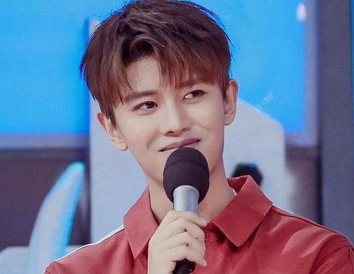 今日吃瓜爆料任嘉伦视频,吃瓜群众热议幕后故事