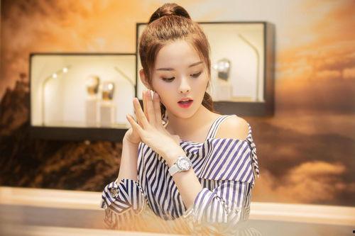 明星网红控制喜欢自己,如何操控粉丝的喜爱与追随