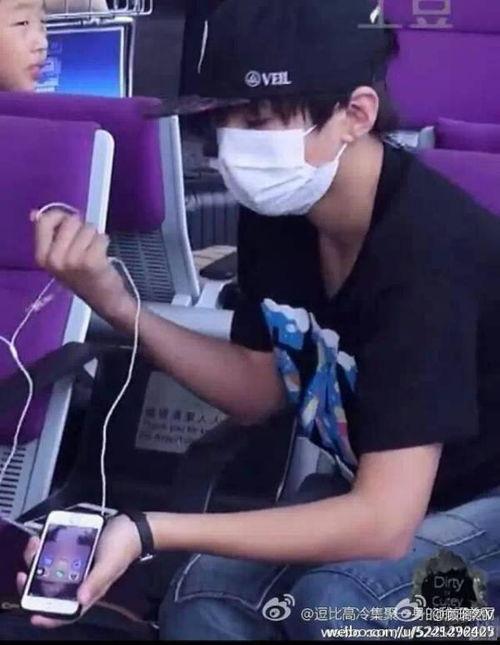 吃瓜爆料王俊凯和杨幂,吃瓜群众热议恋情真相