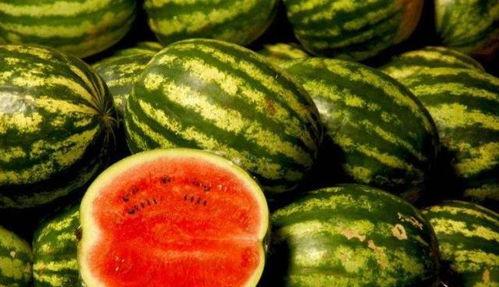 黑料吃黑瓜网是什么,网络舆论场中的暗流涌动