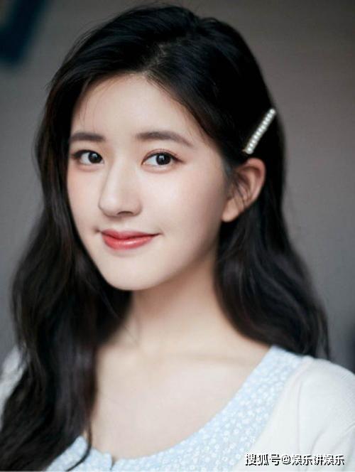 女明星吃黑瓜视频大全,女明星吃黑瓜视频大盘点