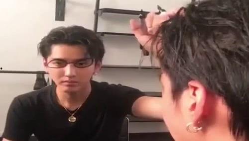 明星网红新闻抖音,热点事件与幕后故事一网打尽”