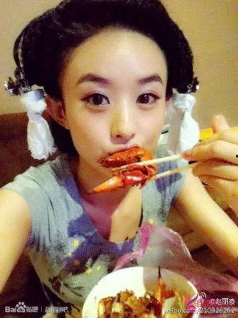 卖虾尾明星网红,明星网红引领虾尾美食新风尚