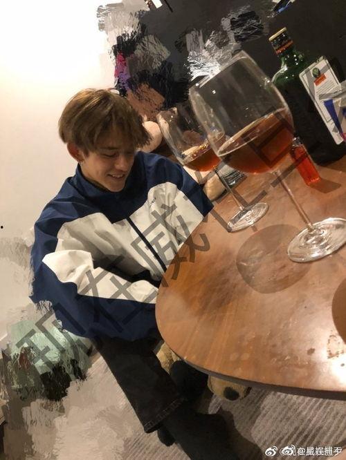 黄旭熙吃瓜爆料是真的吗,真相揭秘还是无端猜测？