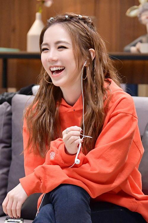 吃瓜爆料邓紫棋是真的吗,吃瓜爆料背后的真相