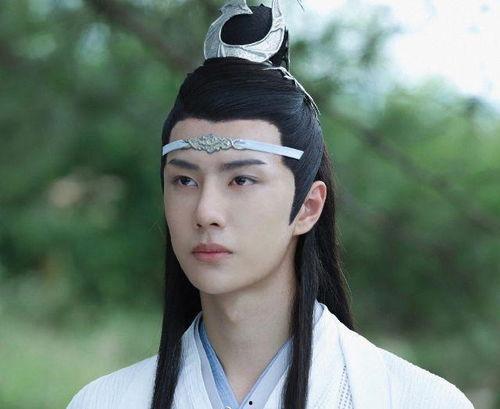 吃瓜爆料王一博迪丽热巴,吃瓜群众热议恋情真相