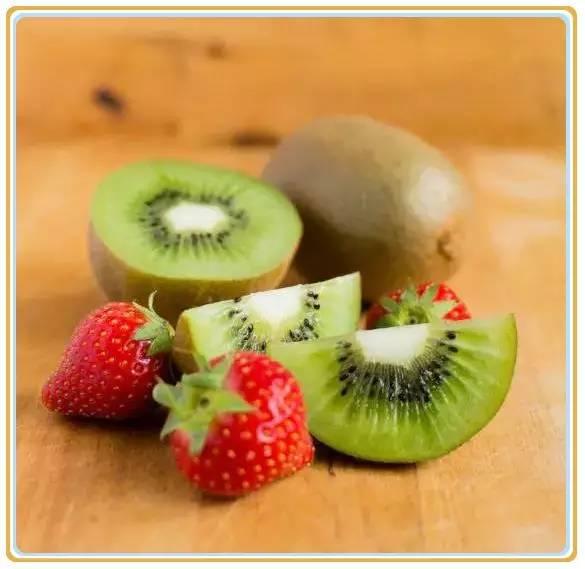 吃瓜小熊桃黑,揭秘娱乐圈背后的秘密